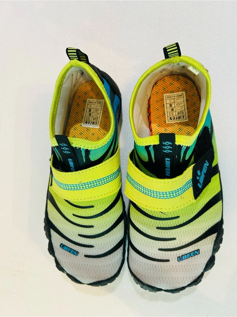 UBFEN Big Kids Water Shoes Aqua Socks Barefoot Beach Sports Swim Pool Quick Dry